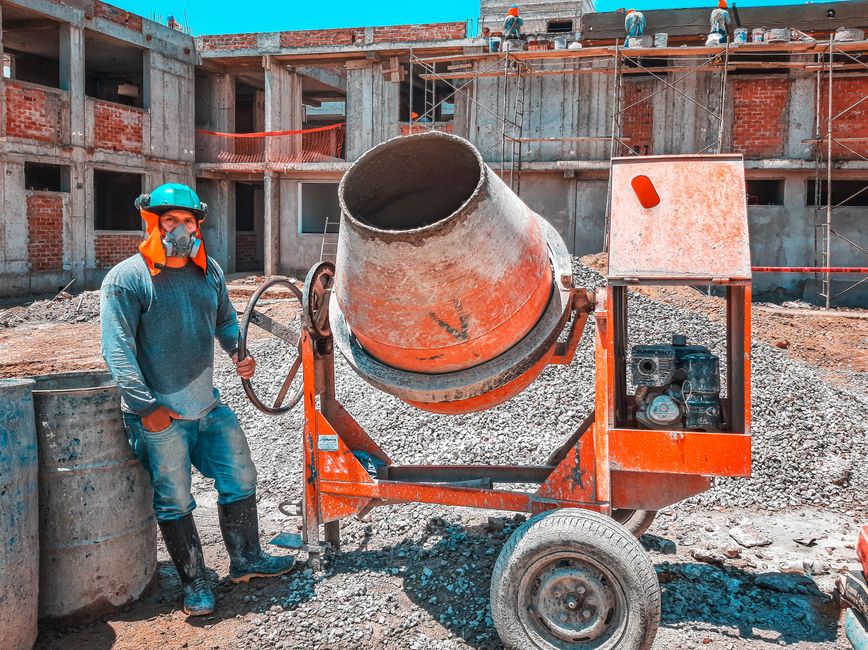 Local SEO for Builders: Winning Contracts Through Search
